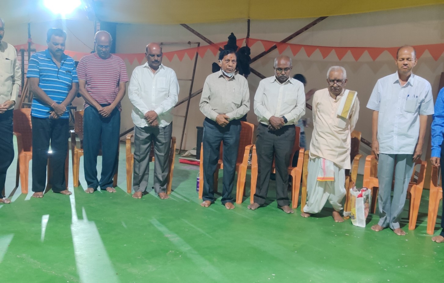 2minutes of silence to express condolence on death of Gaddar 6 Aug 2023.